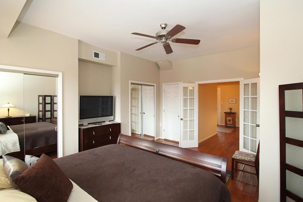 909 T St Nw - Photo 4 of 11