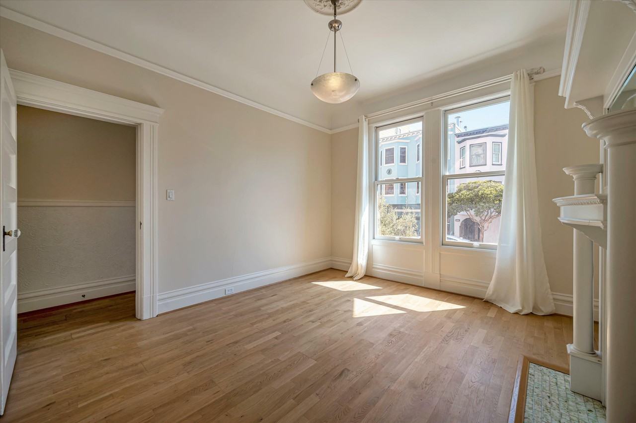 530 Lombard St - Photo 3 of 21