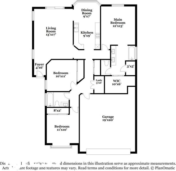 341 N Fresno St - Photo 2 of 16