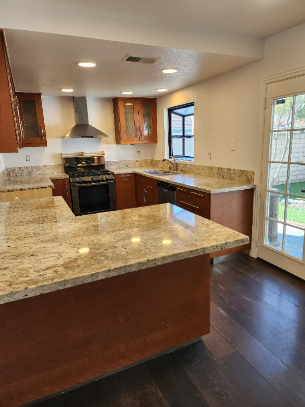 301 Burlington Cmn - Photo 3 of 15