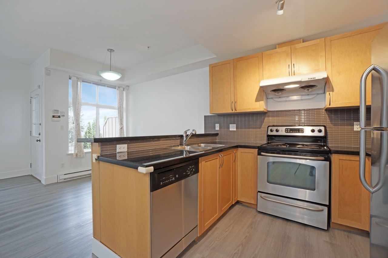 5155 Watling Street #201 - Photo 7 of 24