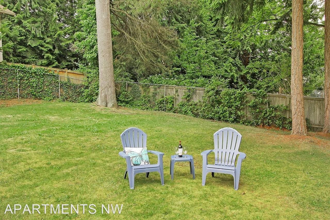 Edmonds Ridge Apartments - Photo 3 of 4