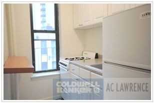 East 90th and First ave - Photo 2 of 4