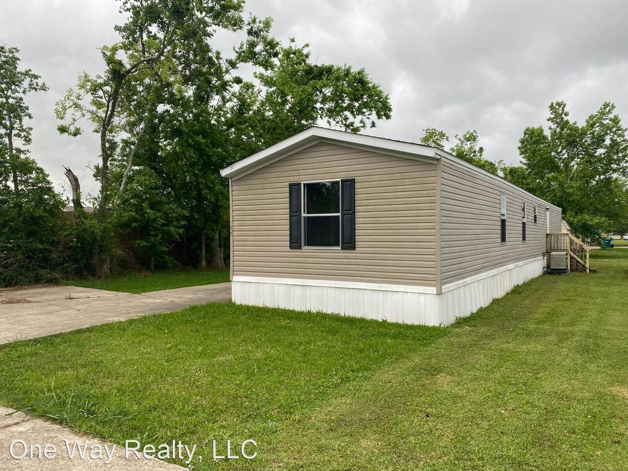 6675 Highway 90 E Trlr 160 - Photo 2 of 14