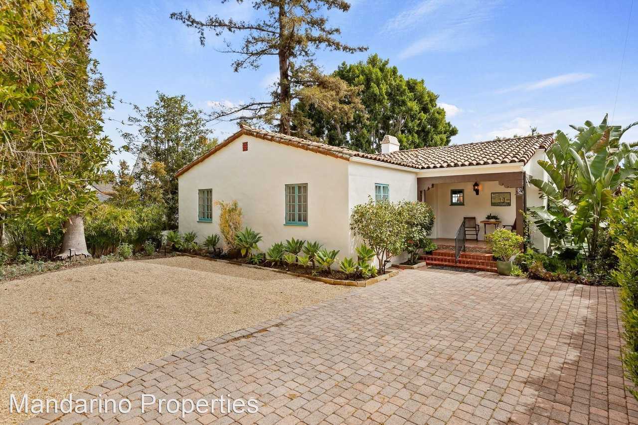 820 Tye Rd - Photo 2 of 50