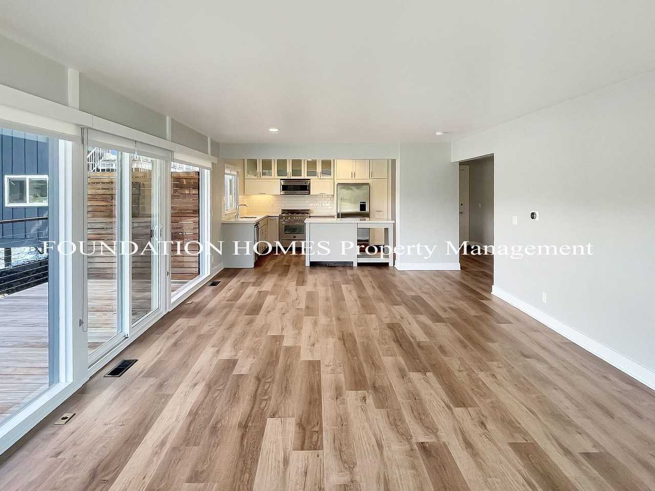 18 Channel Lndg - Photo 3 of 19