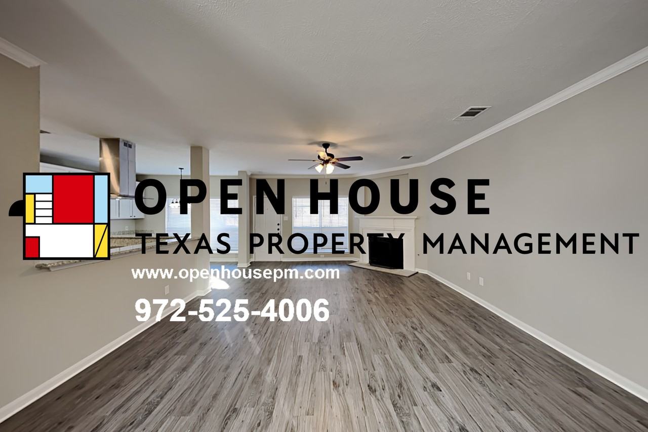 1525 Lakeview Dr - Photo 2 of 20