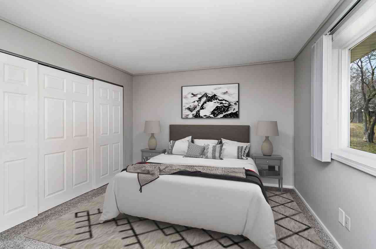 Bay Valley - Photo 7 of 49