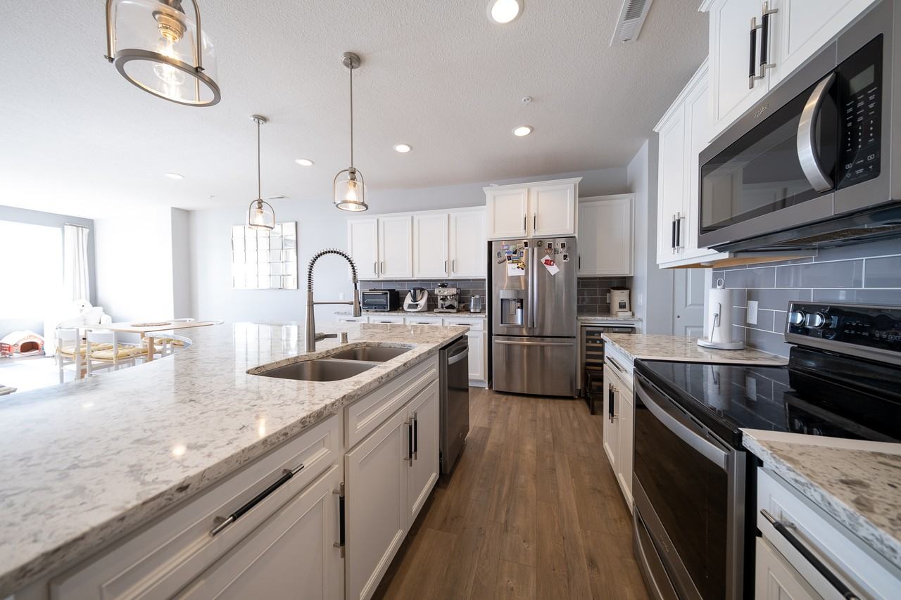 756 Stonegate Rd #1 - Photo 2 of 31