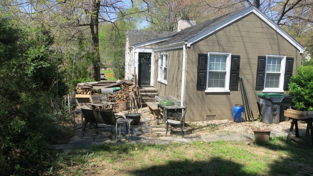 1110A Wellford St #1110A