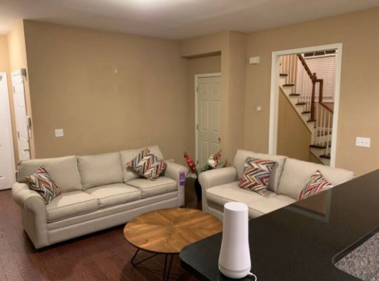 2635 Mcguire Dr Nw #4