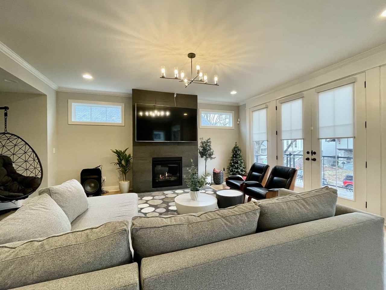 717 Corbin Terrace - Photo 3 of 18