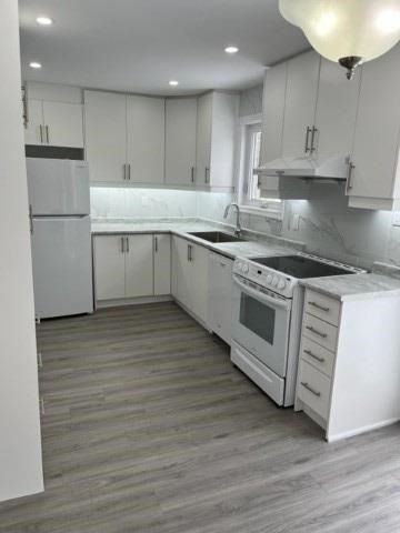 6306 Martel Court - Photo 3 of 23