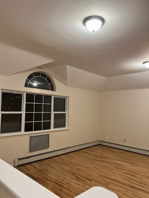 1433 Pinson St - Photo 3 of 14