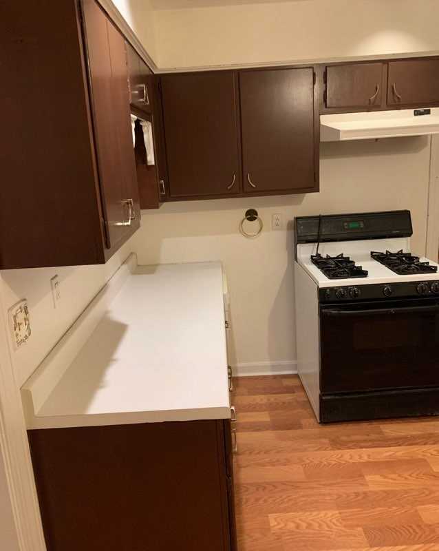 559 W 5th St - Photo 2 of 13