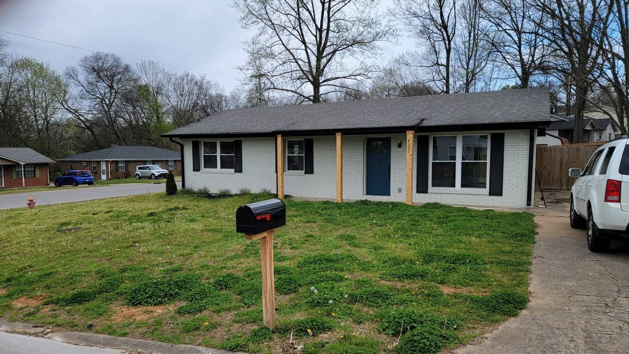 4301 Central Valley Dr #1 - Photo 2 of 16