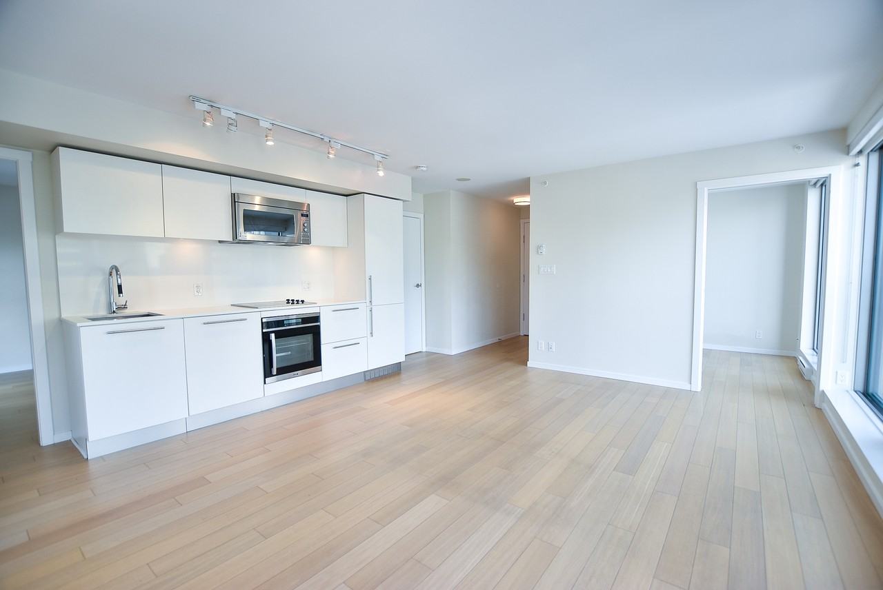 999 Seymour Street #1608 - Photo 3 of 21