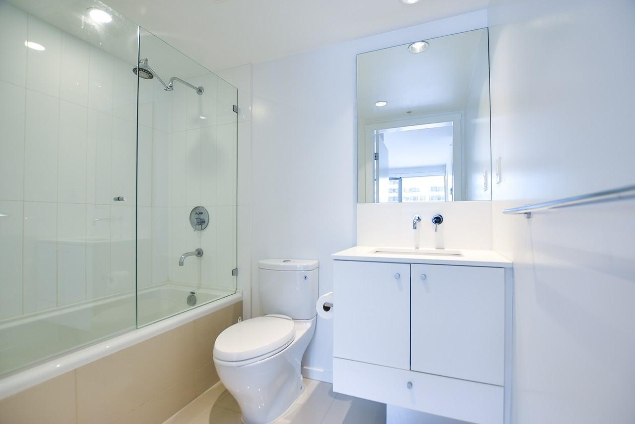 999 Seymour Street #1608 - Photo 6 of 21