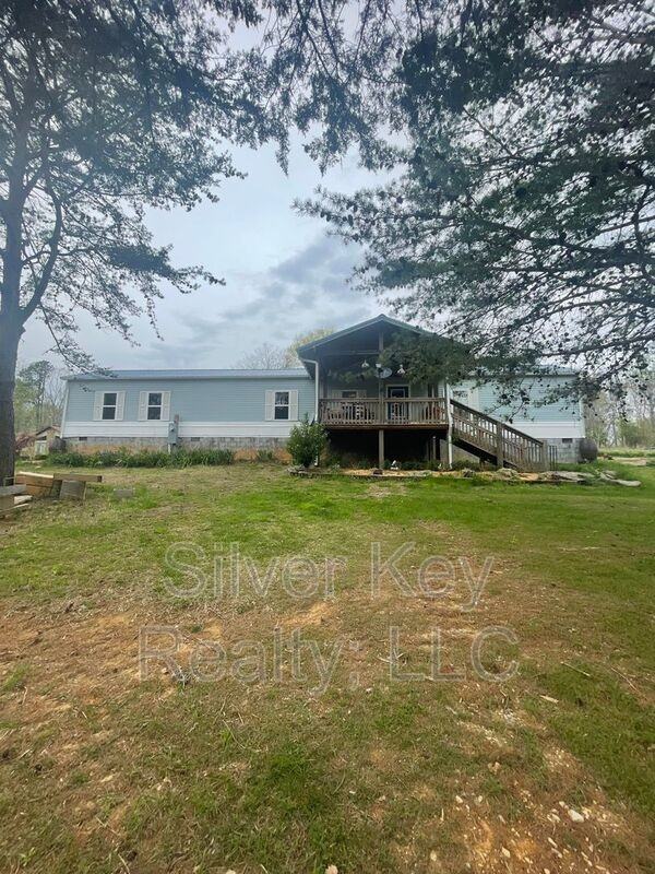 1556 Corntassel Rd - Photo 2 of 15