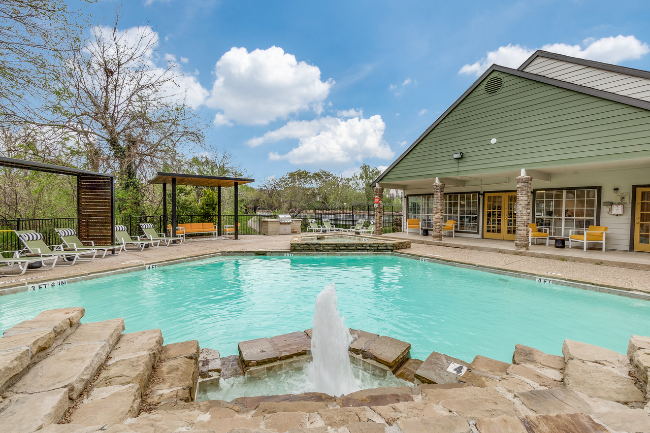 Huntington Lakes - Photo 4 of 34