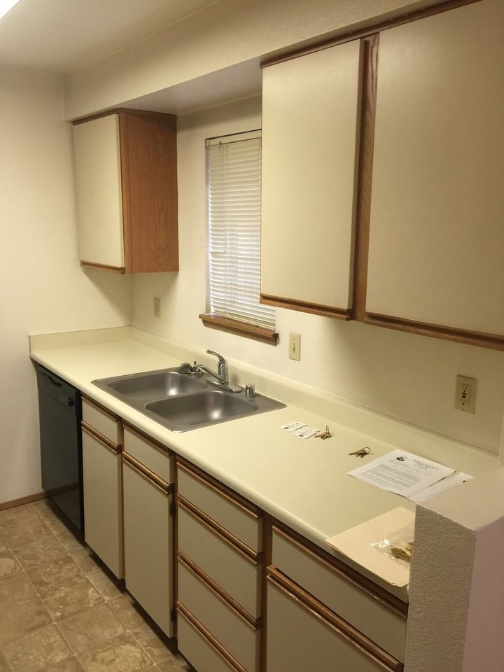 Brooklyn Apartments - Photo 2 of 12
