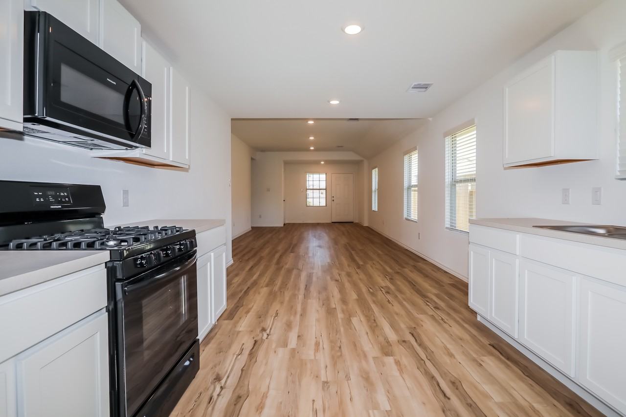 11067 N Lake Mist Ln - Photo 7 of 15