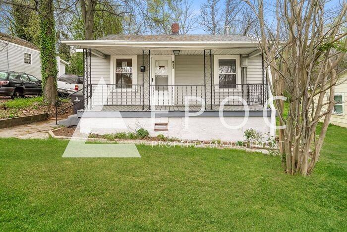 217 W 23rd St - Photo 2 of 15