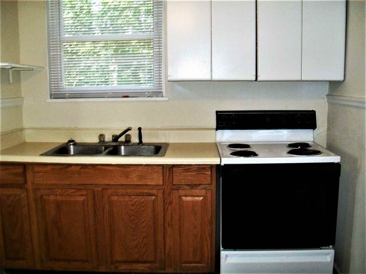 2307 Parkside Ave #1 - Photo 3 of 10