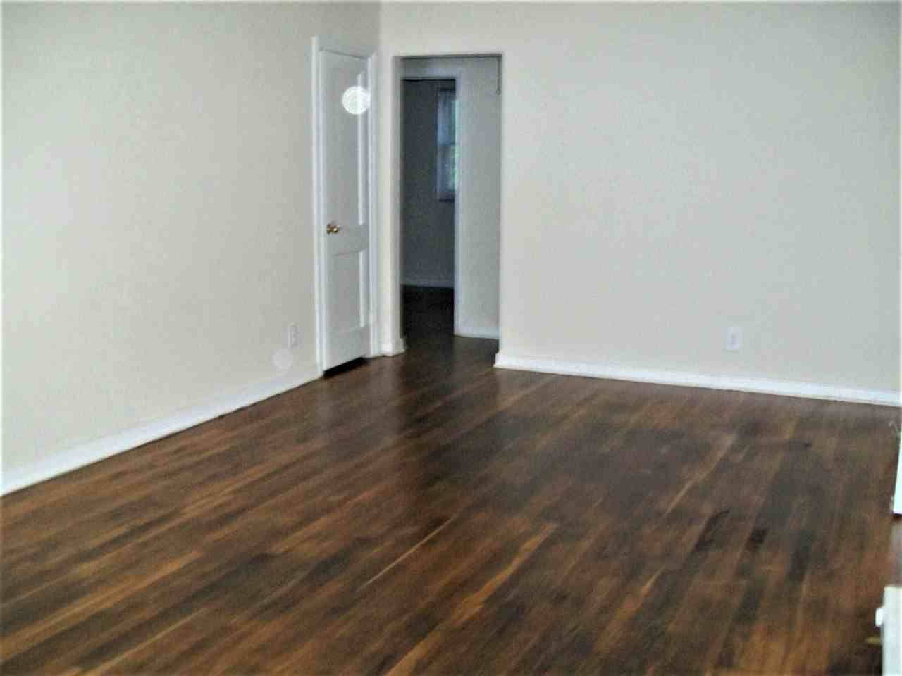 2307 Parkside Ave #1 - Photo 4 of 10