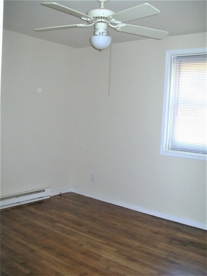 2307 Parkside Ave #1 - Photo 5 of 10