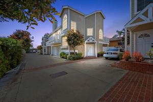 featured image of 2547 Orange Ave #B