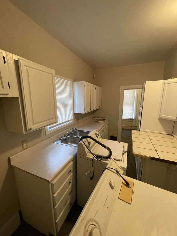 2923 Girard Ave N #0 - Photo 7 of 16