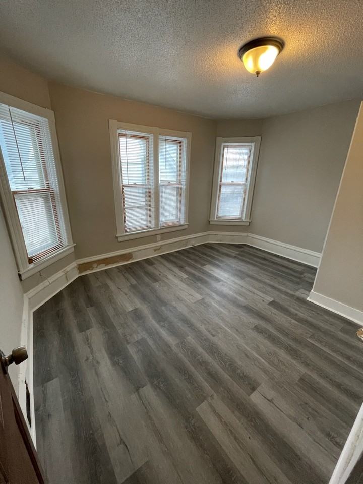 2923 Girard Ave N #0 - Photo 2 of 16