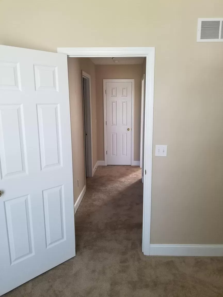 630 Hampton Way #A - Photo 3 of 23