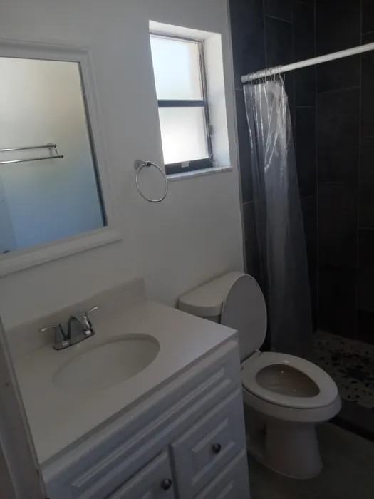 8126 Country Run Pkwy - Photo 2 of 18