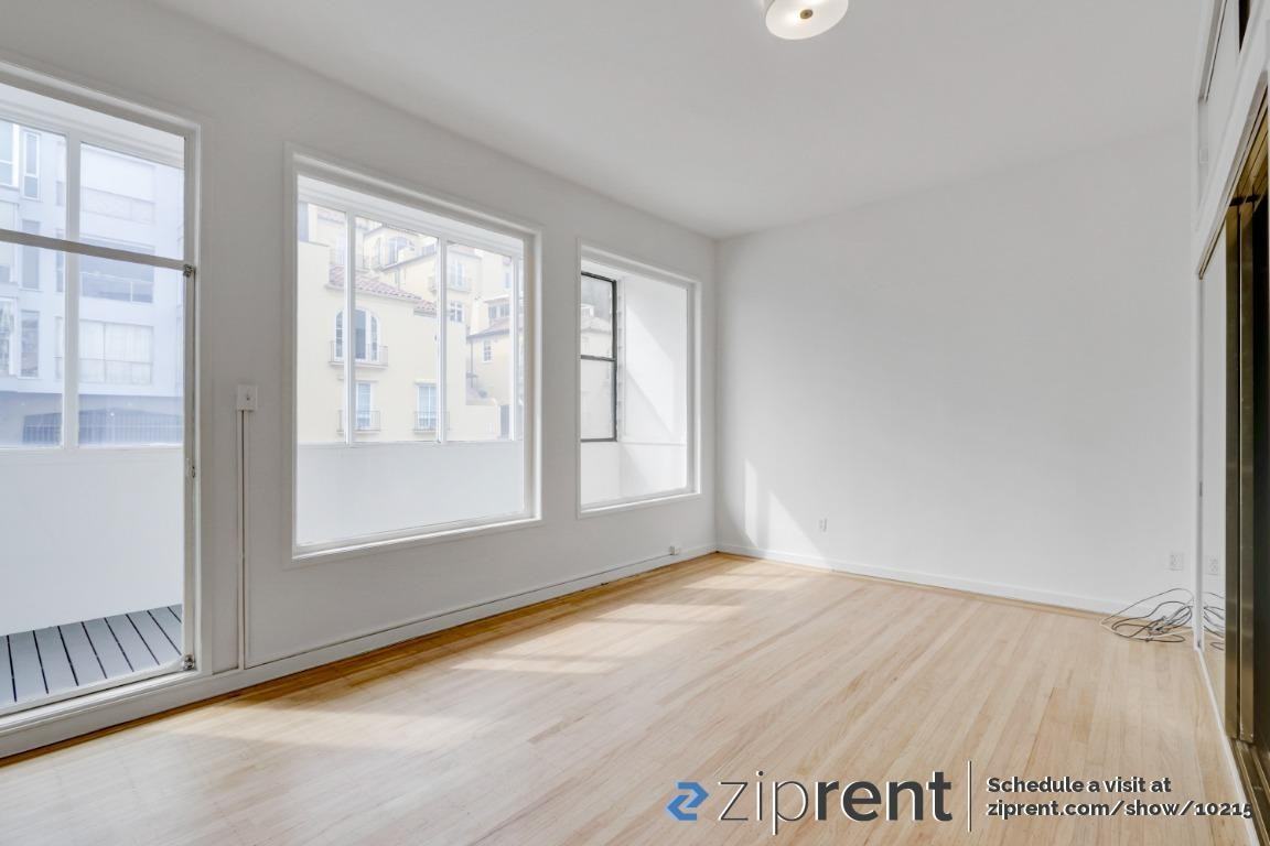 710 Bay St - Photo 2 of 21