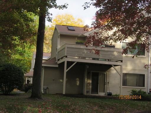 215 Grenadier Ct - Photo 2 of 19