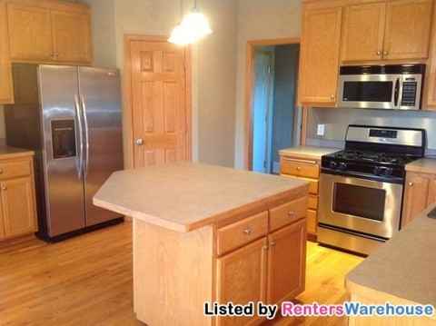319 Knights Rd - Photo 2 of 14