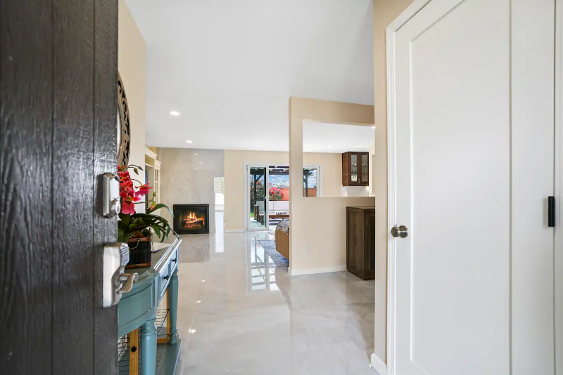 390 Seneca St - Photo 3 of 33