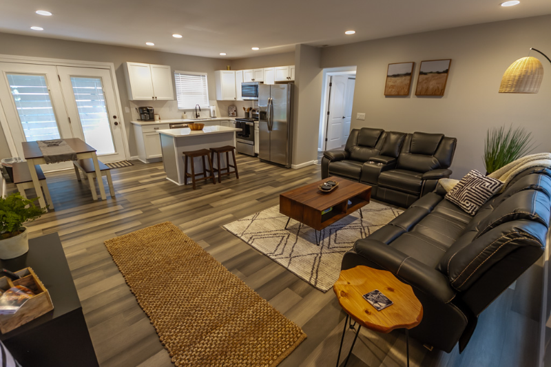 919 E Palmer St - Photo 2 of 21