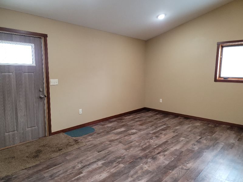410 1st St S - Photo 2 of 20