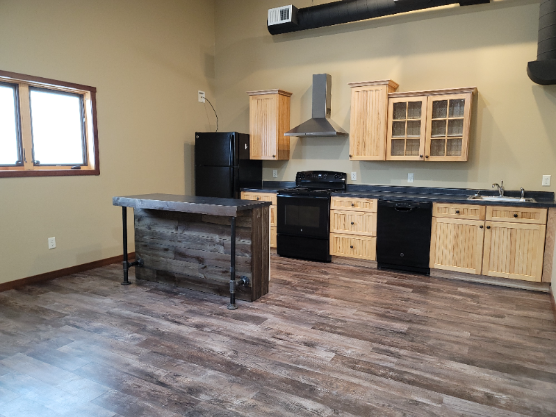 410 1st St S - Photo 3 of 20