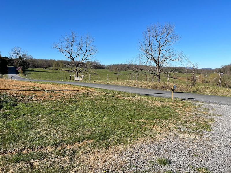 1029 Zion Hill Rd - Photo 3 of 28