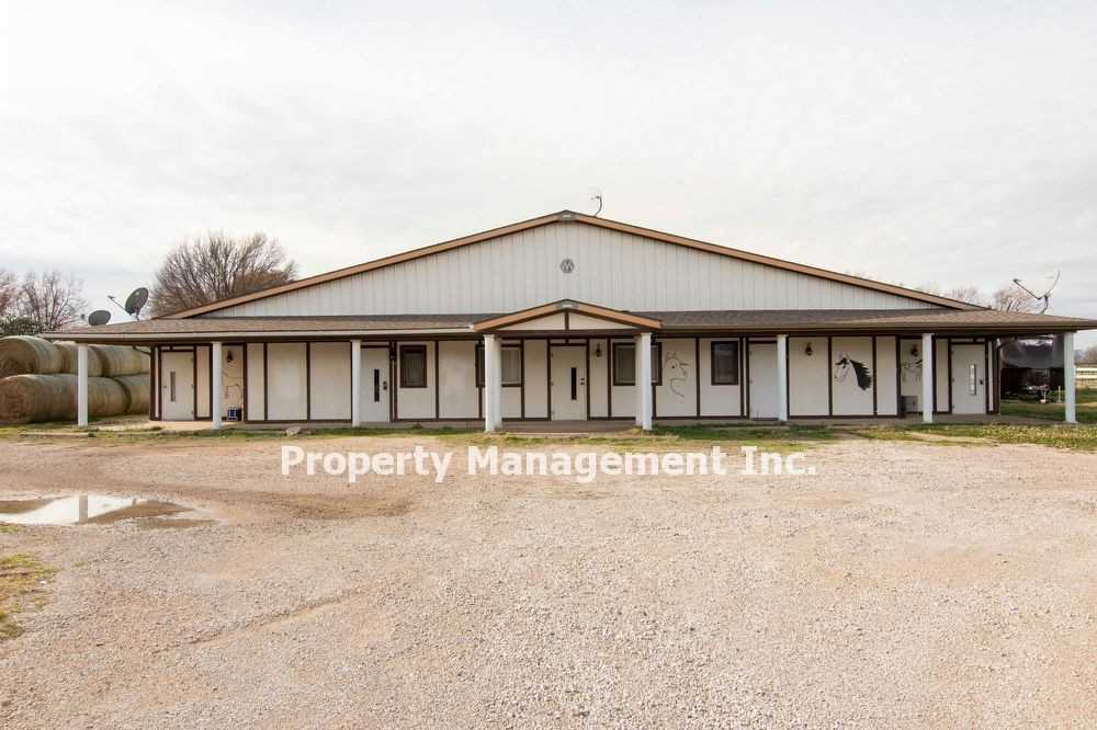 Stables 1 - Photo 2 of 2