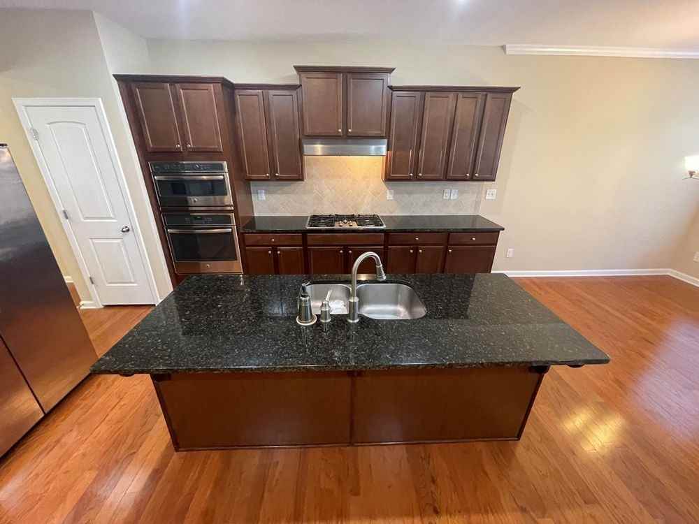 3340 Twinrose Pl - Photo 3 of 37