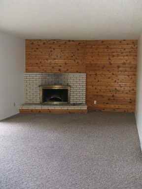 803 Whitaker Dr - Photo 3 of 10