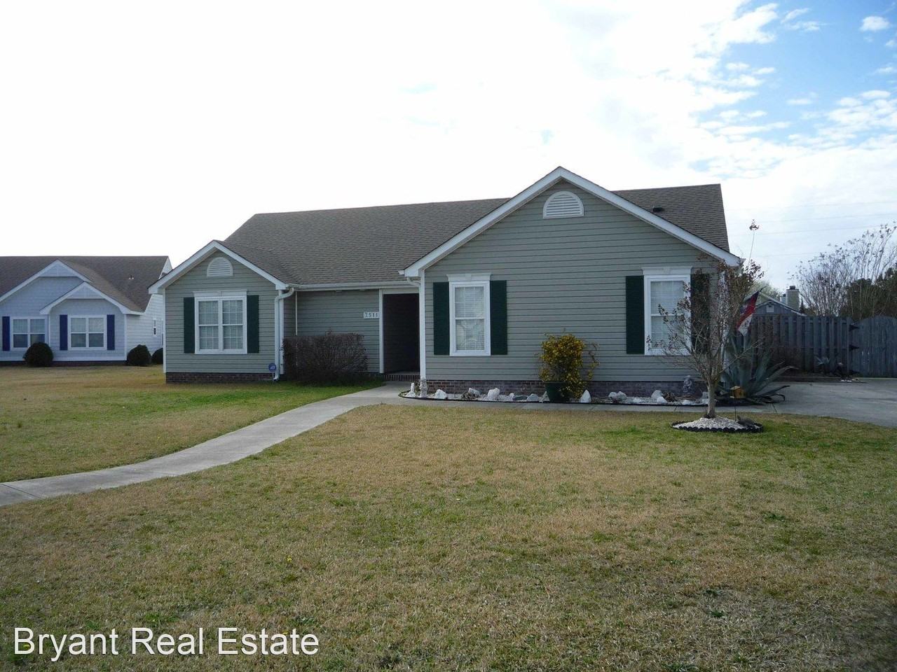 7511 Old Oak Rd - Photo 2 of 21