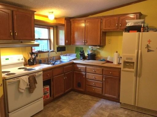 49 Jefferson Rd - Photo 3 of 10