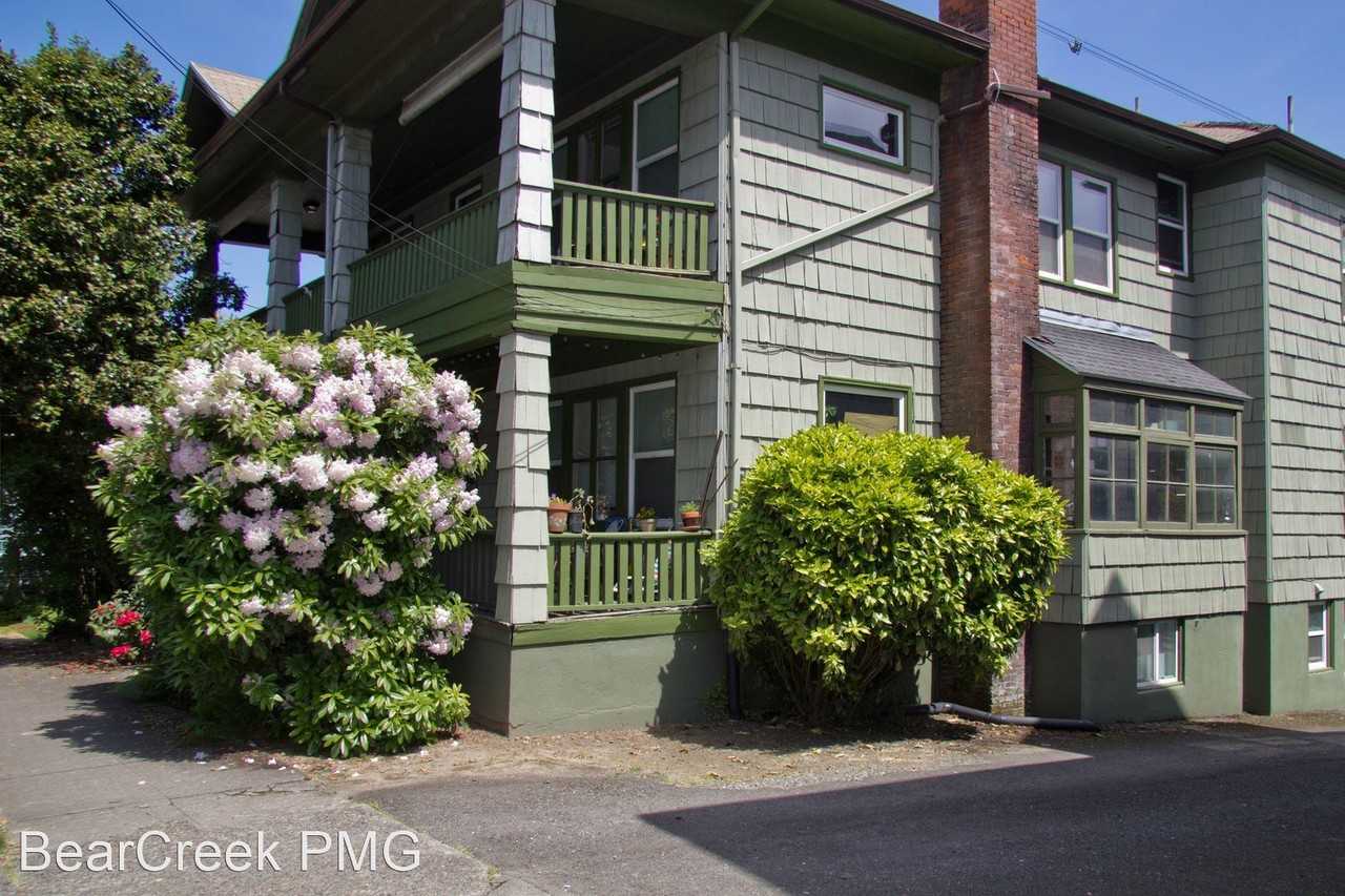 3324-3338 S Kelly Ave - Photo 3 of 9