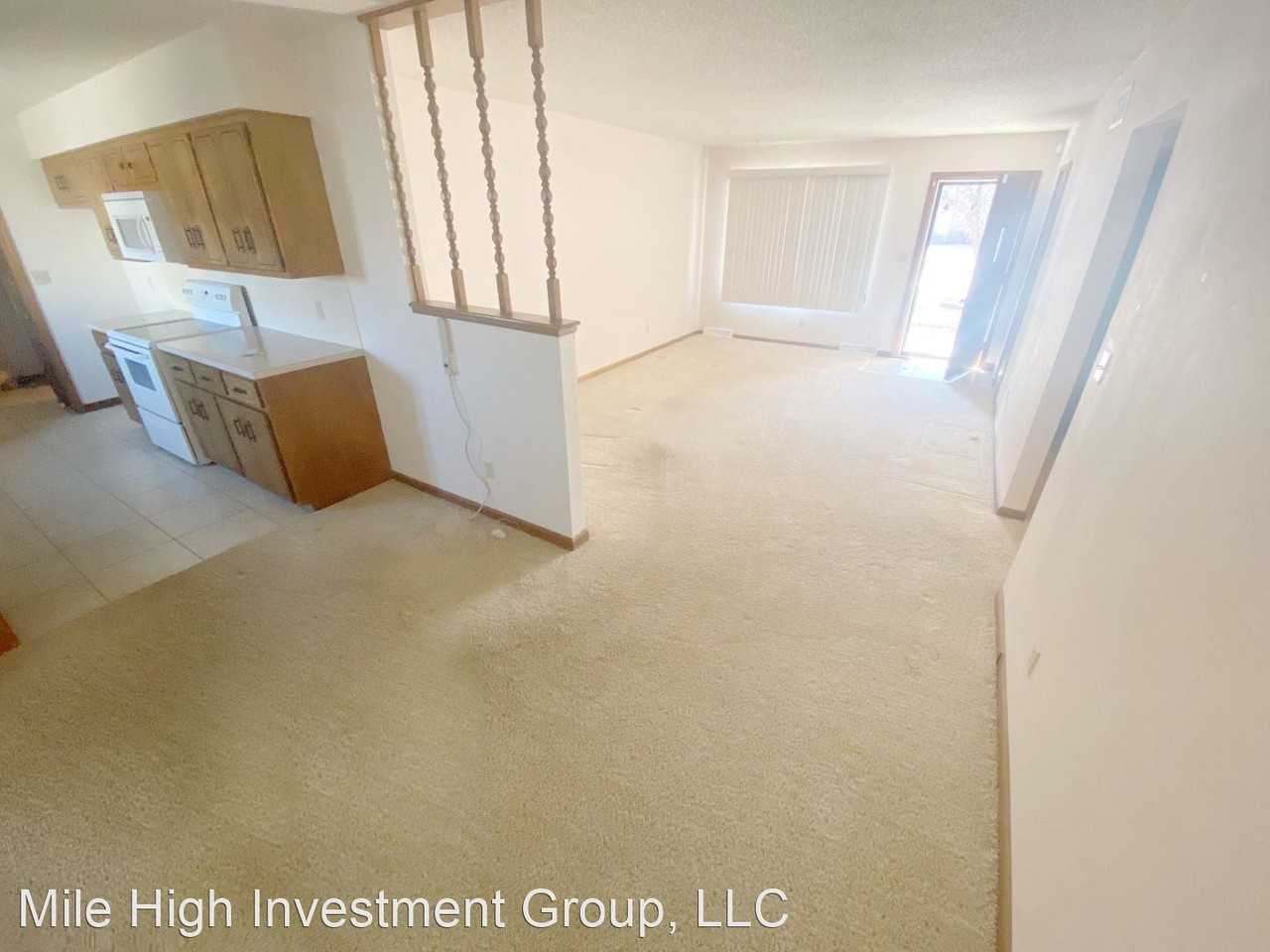 523 West Jewell Apartments 523 W Jewell St, Russell, KS 67665 Zumper